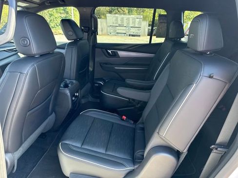 New 2026 Buick Enclave Sport Touring w/ Power Package FWD image 24