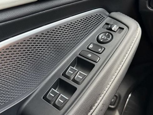 New 2026 Acura MDX FWD image 17