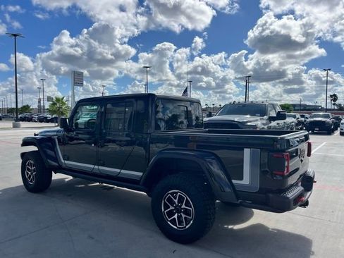 New 2025 Jeep Gladiator Rubicon AWD/4WD image 5