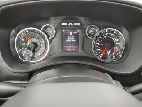 Used 2024 RAM 3500 Big Horn image 25