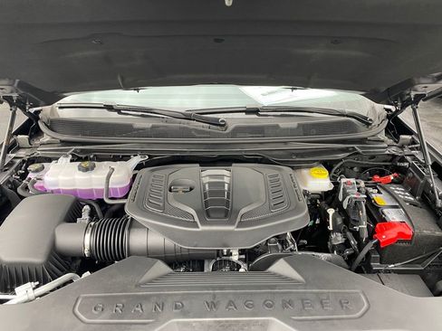 New 2026 Jeep Grand Wagoneer L 4WD w/ HD Trailer Tow Package image 9