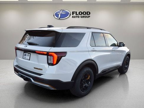New 2026 Ford Explorer Tremor w/ Tremor Convenience Package image 2
