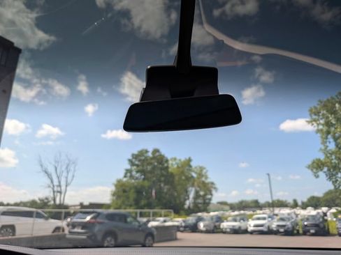 Used 2021 Tesla Model X Long Range AWD/4WD image 26