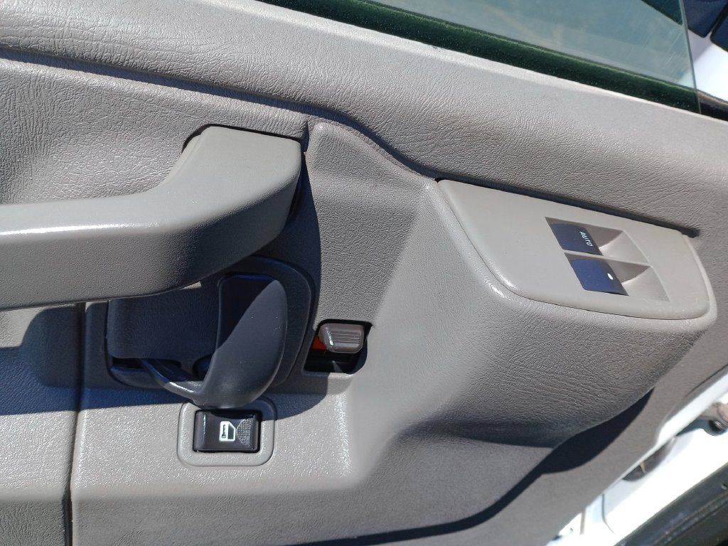Used 2017 Chevrolet Express 2500 LS RWD image 24