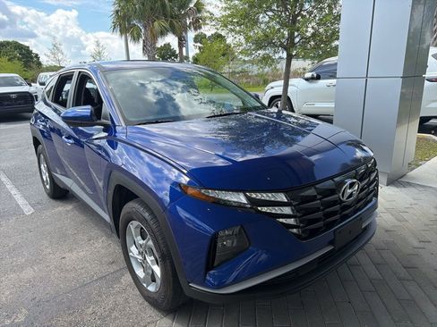 Used 2024 Hyundai Tucson SE image 2
