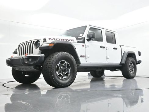 Used 2022 Jeep Gladiator Mojave w/ LED Lighting Group AWD/4WD image 44