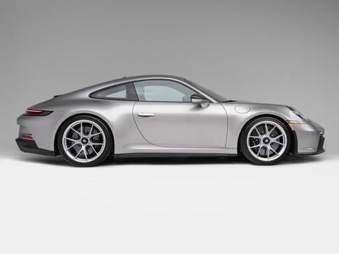 Used 2024 Porsche 911 GT3 RWD image 2