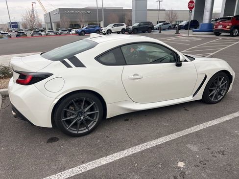 Used 2022 Subaru BRZ Limited image 7