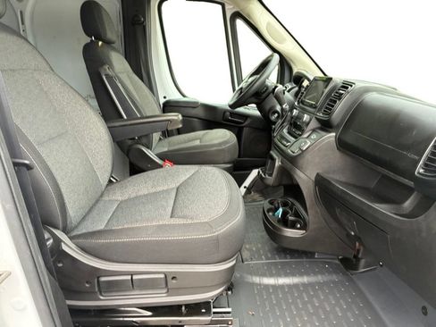 Used 2023 RAM ProMaster 3500 FWD image 24