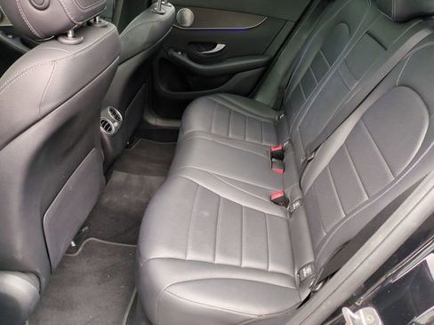 Used 2020 Mercedes-Benz GLC 300 4MATIC image 28