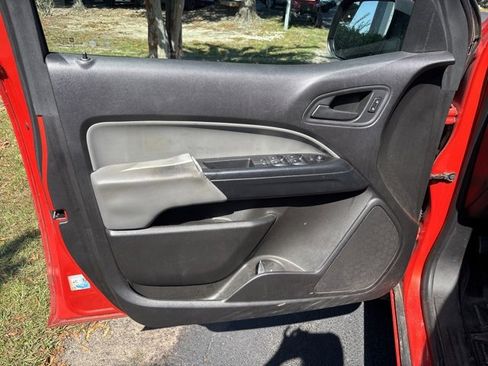 Used 2016 Chevrolet Colorado W/T w/ WT Convenience Package image 17