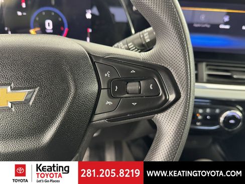 Used 2025 Chevrolet Trax LT image 27