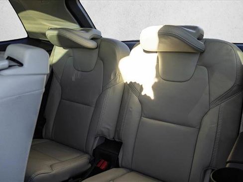 Used 2023 Volvo XC90 B6 Ultimate w/ Protection Package Premier AWD/4WD image 27