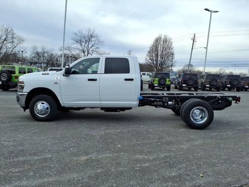 New 2026 RAM 3500 Tradesman w/ Chrome Appearance Group A image 6
