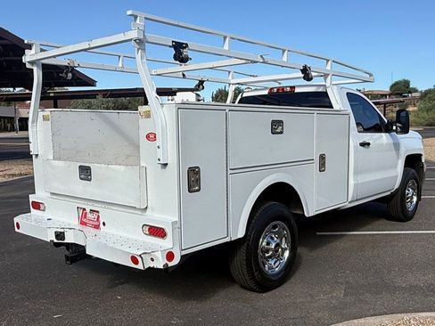 Used 2016 Chevrolet Silverado 2500 W/T RWD image 5