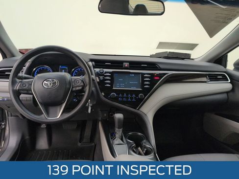 Used 2018 Toyota Camry LE FWD image 7