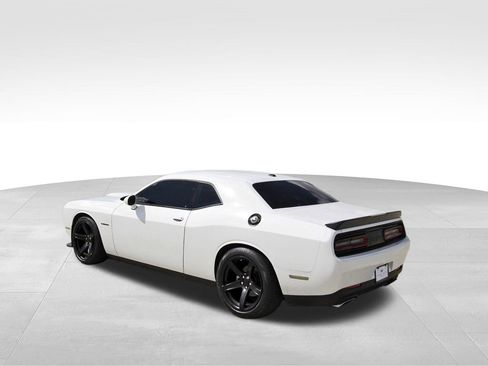 Used 2022 Dodge Challenger R/T w/ Blacktop Package image 3