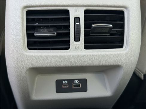 Used 2020 Nissan Altima 2.0 Platinum image 18