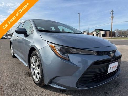 Used 2023 Toyota Corolla LE FWD image 3