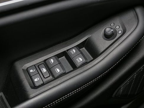 Used 2022 Jeep Grand Cherokee Limited 4xe w/ Luxury Tech Group II image 42