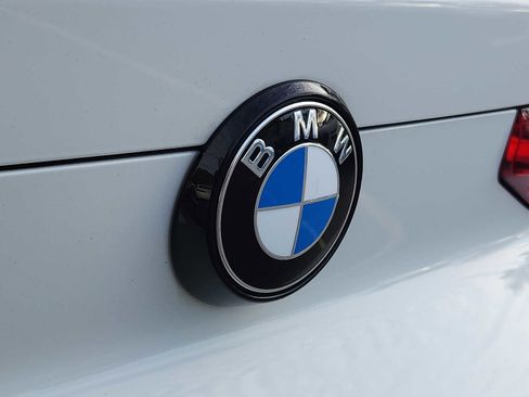 Used 2022 BMW X6 xDrive40i w/ Executive Package image 29