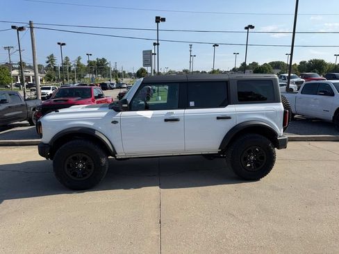 Used 2023 Ford Bronco Wildtrak AWD/4WD image 10