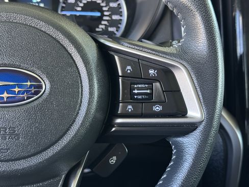 Used 2022 Subaru Ascent Limited w/ Technology Package image 34