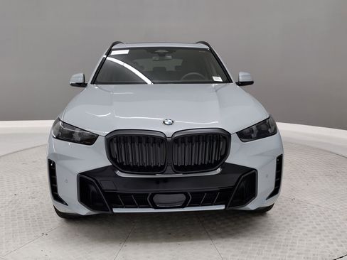 New 2026 BMW X5 sDrive40i w/ M Sport Package image 2