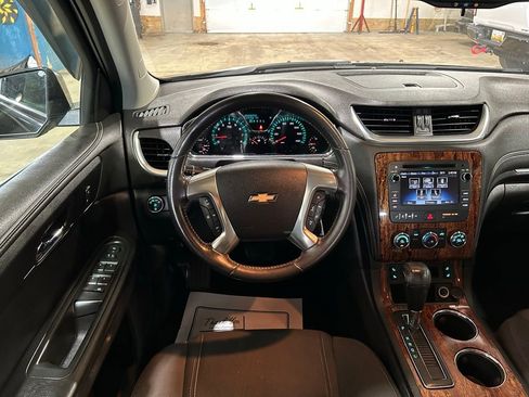 Used 2014 Chevrolet Traverse LT w/ All-Star Edition FWD image 22