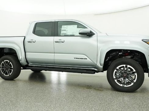 New 2026 Toyota Tacoma TRD Sport AWD/4WD image 55