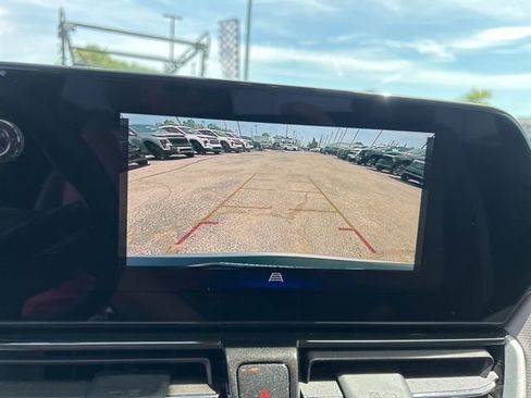 Used 2024 Chevrolet TrailBlazer LT w/ LT Cold Weather Package FWD image 21