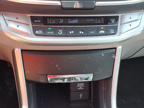 Used 2014 Honda Accord LX image 17