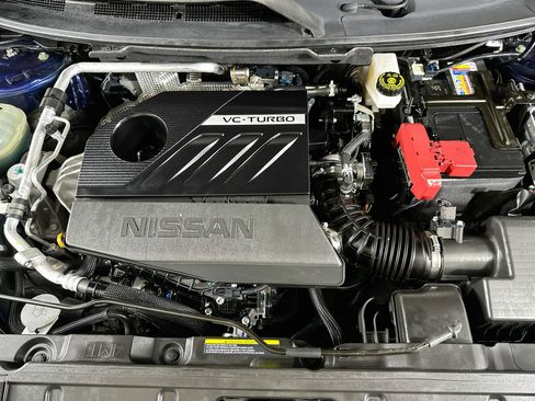 Used 2025 Nissan Rogue SV AWD/4WD image 32