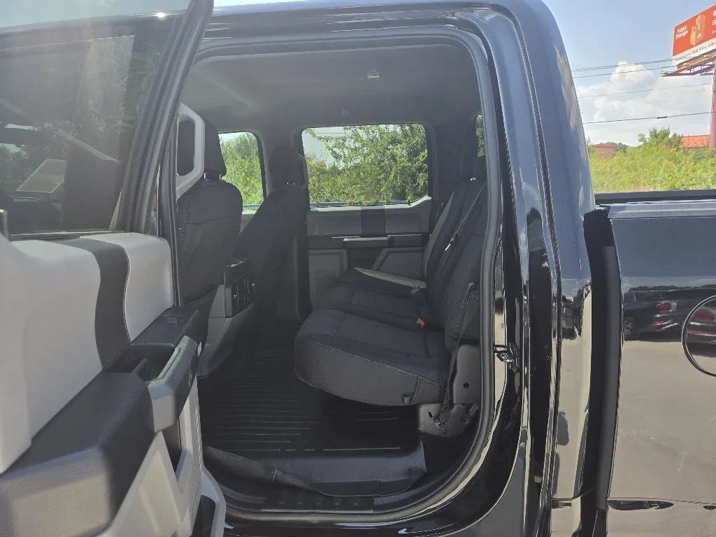 Used 2020 Ford F150 XL w/ Equipment Group 101A Mid RWD image 16