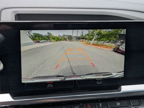 Used 2025 GMC Sierra 1500 SLT image 17