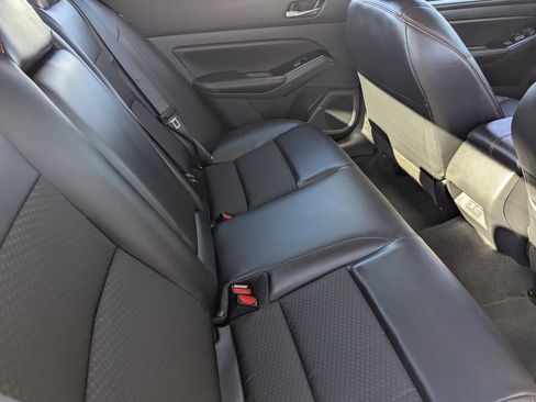 Certified 2025 Nissan Altima 2.5 SR image 16