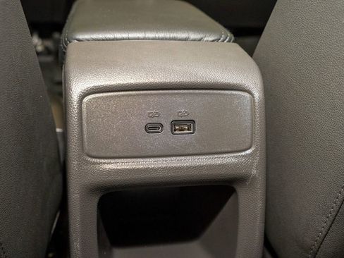 Used 2025 Chevrolet Trax LT w/ Driver Confidence Package image 7