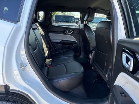 Used 2024 Jeep Compass Limited image 25