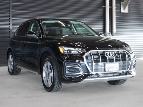 Used 2023 Audi Q5 2.0T Premium Plus w/ Premium Plus Package image 12