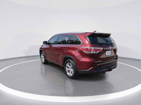 Used 2014 Toyota Highlander XLE AWD/4WD image 6