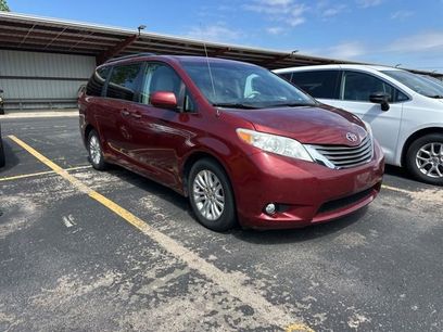 Used 2014 Toyota Sienna XLE w/ Entertainment Package