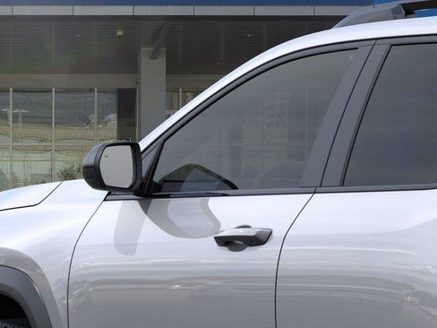 New 2026 Chevrolet Equinox RS w/ Convenience Package III FWD image 12