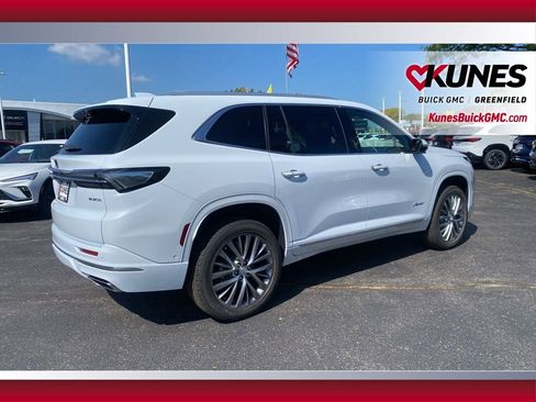 New 2026 Buick Enclave Avenir w/ Super Cruise Package FWD image 5