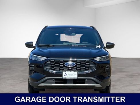 Used 2025 Ford Escape ST-Line w/ Equipment Group 301A FWD image 9