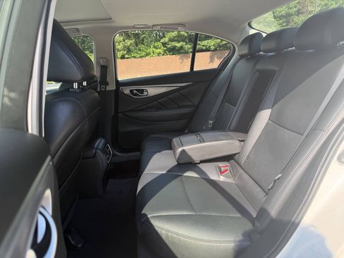 Used 2015 INFINITI Q50 AWD w/ Moonroof Package image 8