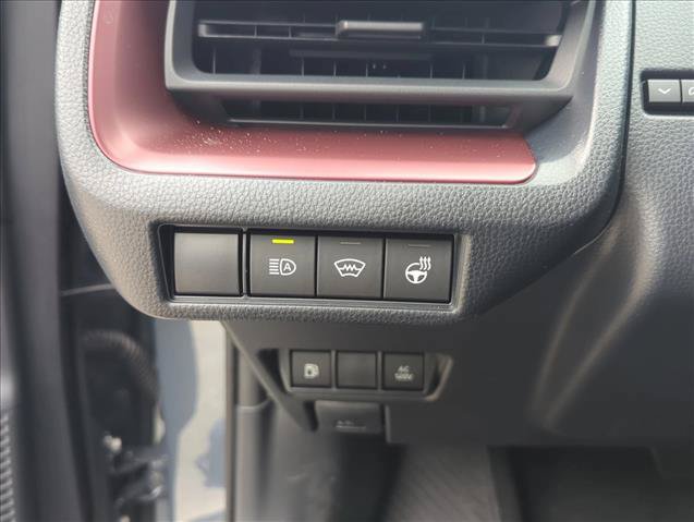 New 2026 Toyota Prius Plug-In Hybrid FWD image 16