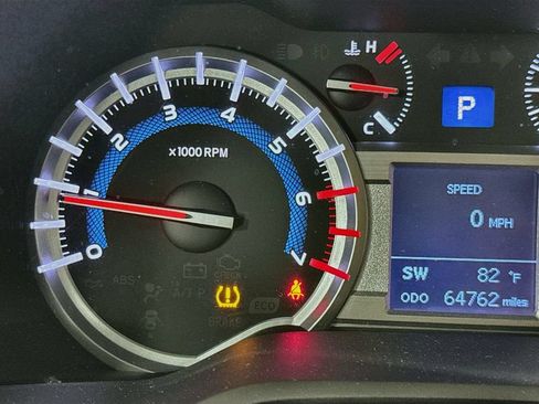 Used 2014 Toyota 4Runner Limited RWD image 14