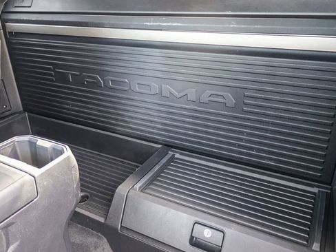 Used 2024 Toyota Tacoma SR RWD image 18