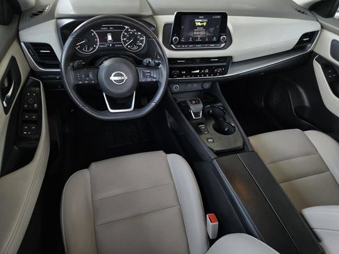 Used 2023 Nissan Rogue SV w/ SV Premium B Package FWD image 17