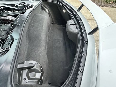 Used 2025 Chevrolet Corvette Stingray Coupe w/ 1LT image 17